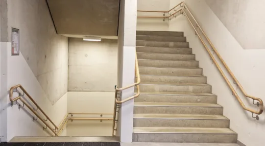 ESCALIER ECOLE CHARLEMAGNE